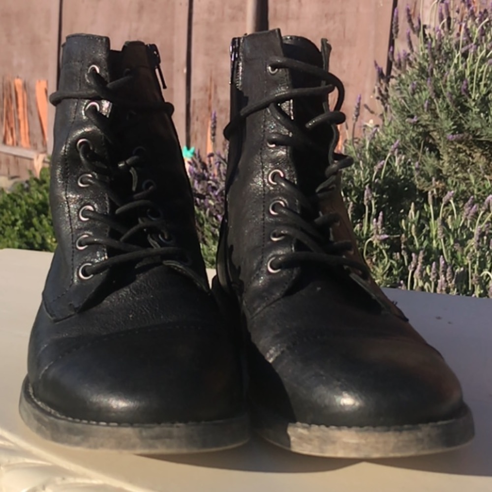 FREE PEOPLE Lace Up Boots Black Leather - Picture 2 of 7